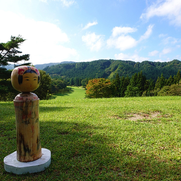 Spend a blissful moment in the majestic nature